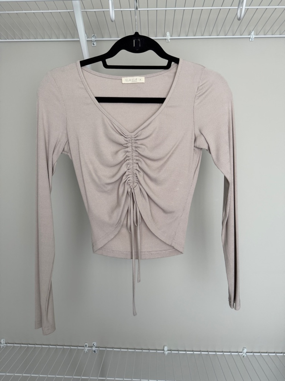 ILLA ILLA Ruched V-Neck Long Sleeve Top in Light Taupe